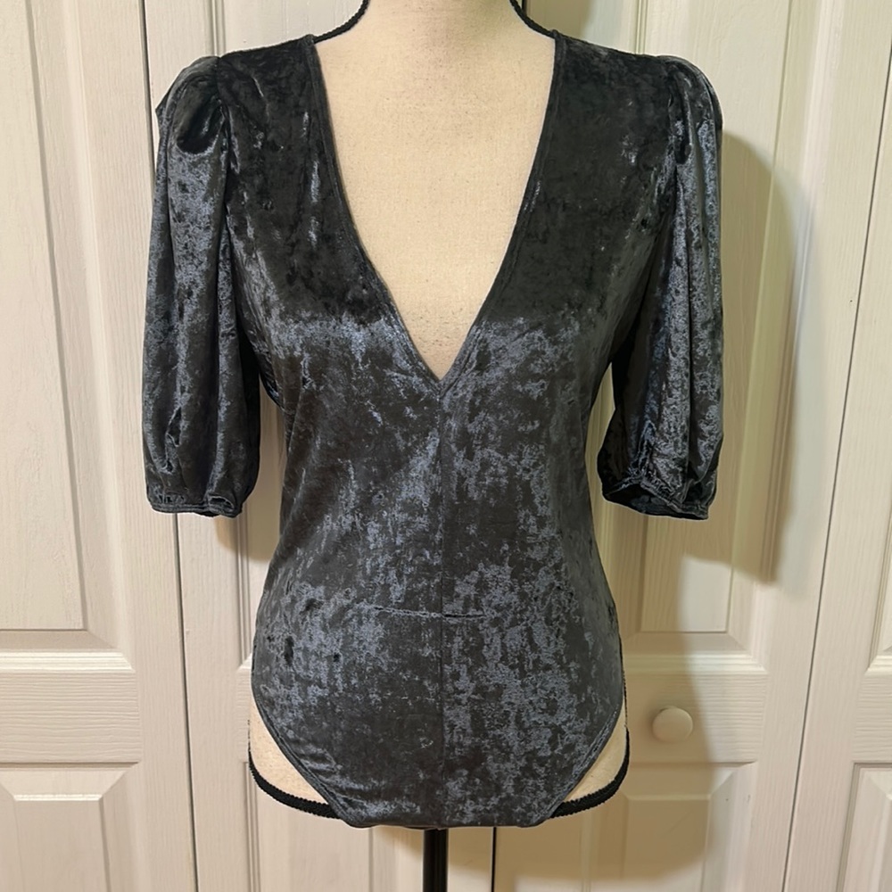Intimately Free People Womens Velvet V-Neck Bodysuit. NWT